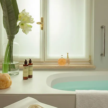 Palazzo Scanderbeg 4* Rome