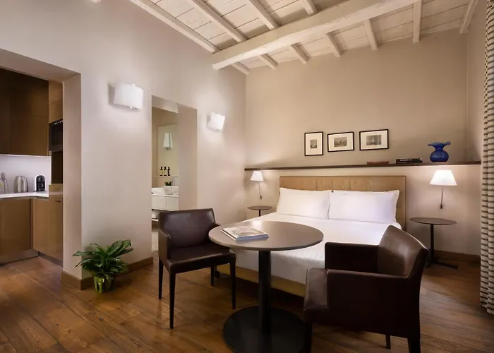 Palazzo Scanderbeg 4* רומא