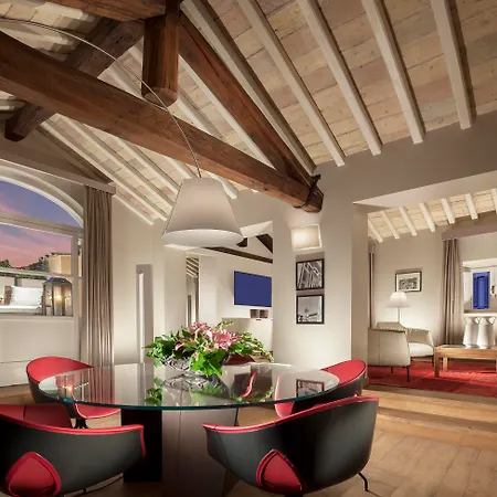 Aparthotel Palazzo Scanderbeg Rome
