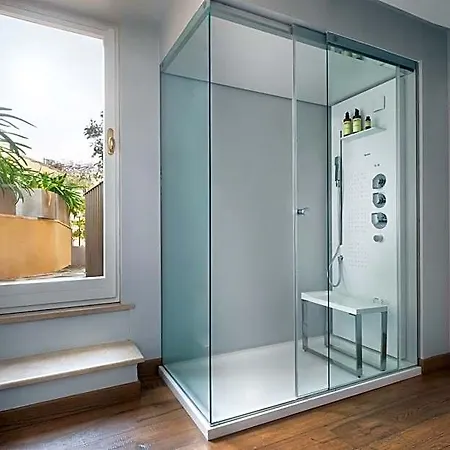 Palazzo Scanderbeg מלון דירות 4*