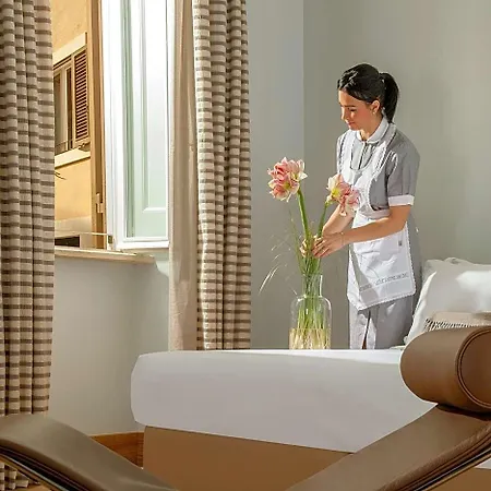 Palazzo Scanderbeg 4*