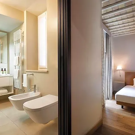 Palazzo Scanderbeg 4*