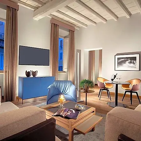 Palazzo Scanderbeg 4*