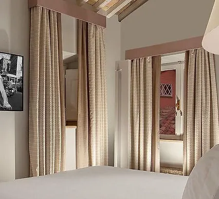 Palazzo Scanderbeg Rome