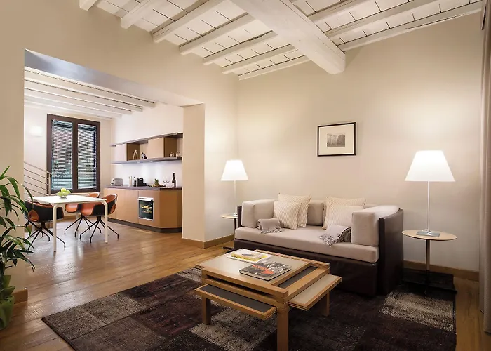 Palazzo Scanderbeg Lägenhetshotell