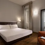 公寓式酒店 斯坎德培宫公寓 4*